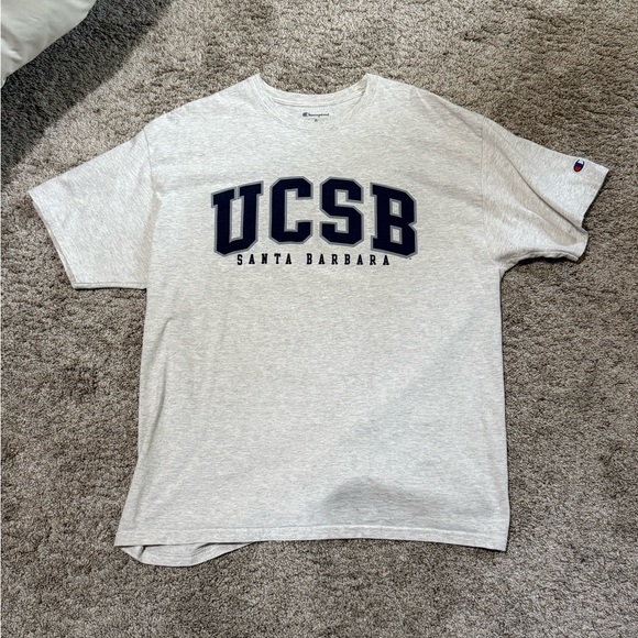 Champion UCSB Tee in Size XL. - Picture 6 of 10